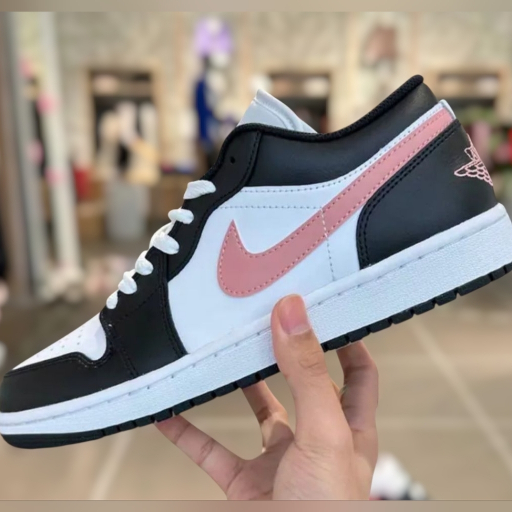AIR JORDAN 1 LOW WHITE-BLACK-RUSPINK MEN'S SZ 10 NEW IN BOX "SIZES 9-10-10.5"